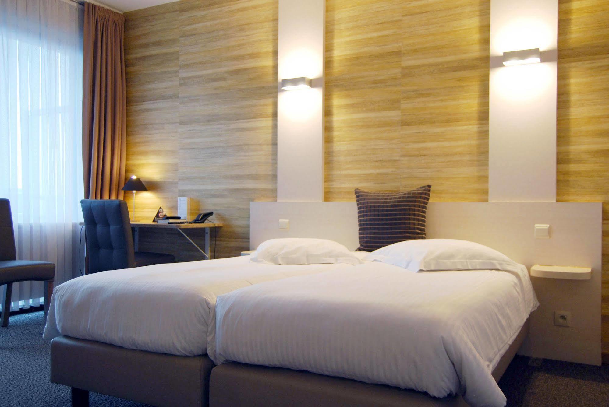 אוסטנדה Hotel Melinda מראה חיצוני תמונה